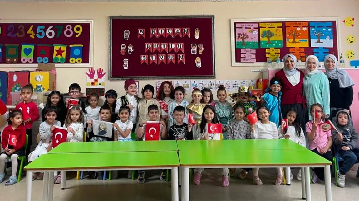 Anasınıfı Öğrencilerimiz 23 Nisan Çoşkuyla Kutladı.